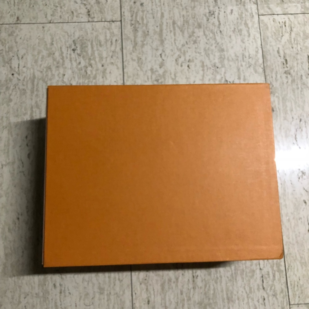 Authentic Louis Vuitton Box - Picture 7 of 8